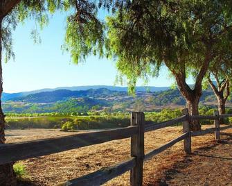Little Denmark at your feet! - Solvang - Vista del exterior