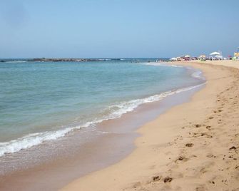 Cozy luxe Bouznika Apartment - Bouznika - Plage