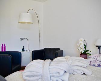 In Swiss Home - Barfüsserplatz Bar Street Apartment - Basilea