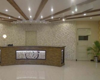 Panoramic Hotel - Lahore - Lobby
