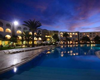 Hotel Sidi Mansour Resort & Spa - Djerba Ajim - Piscine
