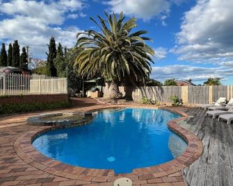 Summerhill Motor Inn - Merimbula - Pool