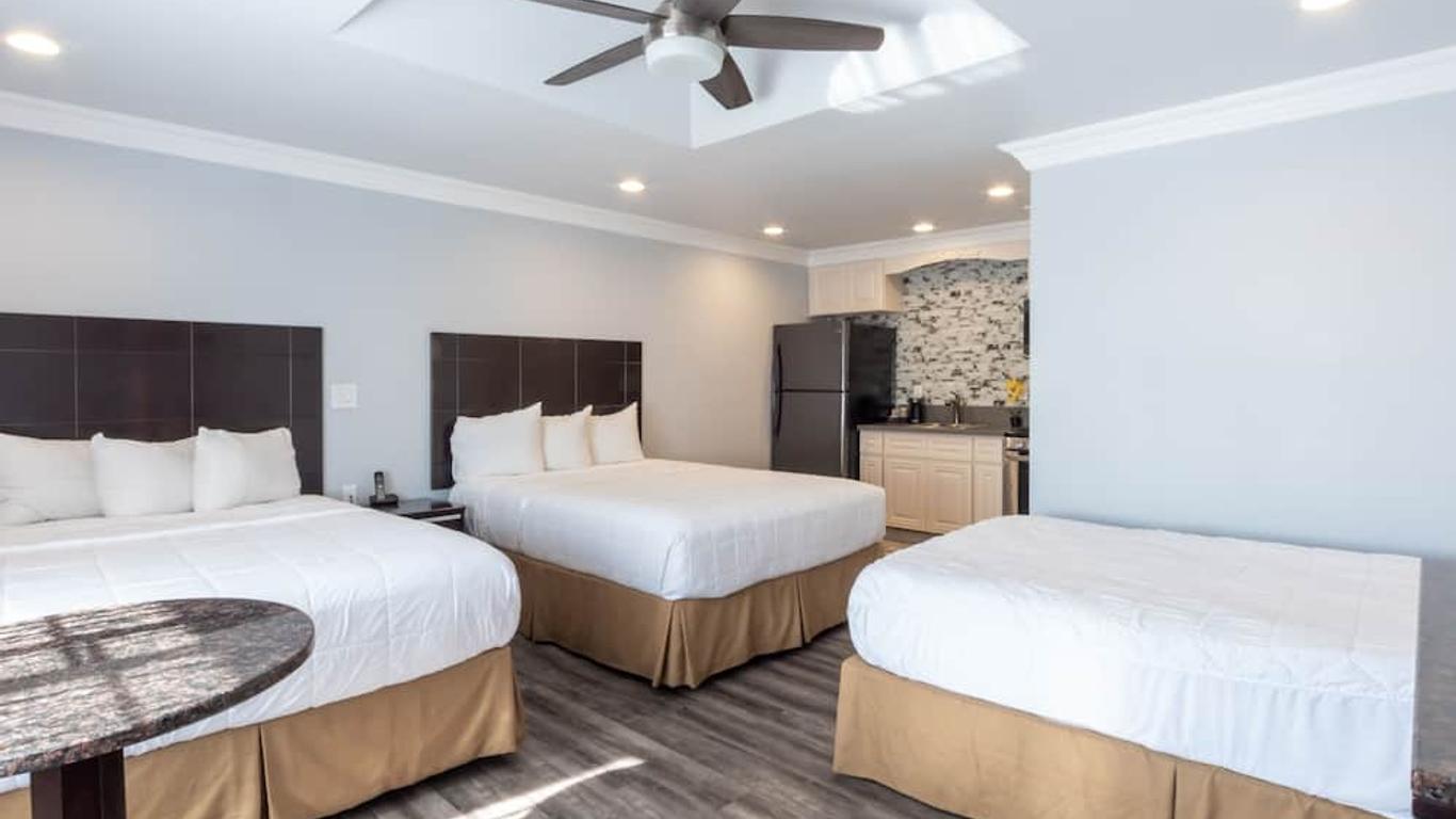 كريستال لودج موتل