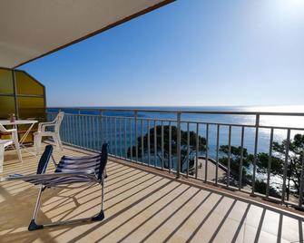 Apartamentos Deauville - Miami Platja - Balcón