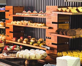 HD Plaza Hotel - Assis - Buffet
