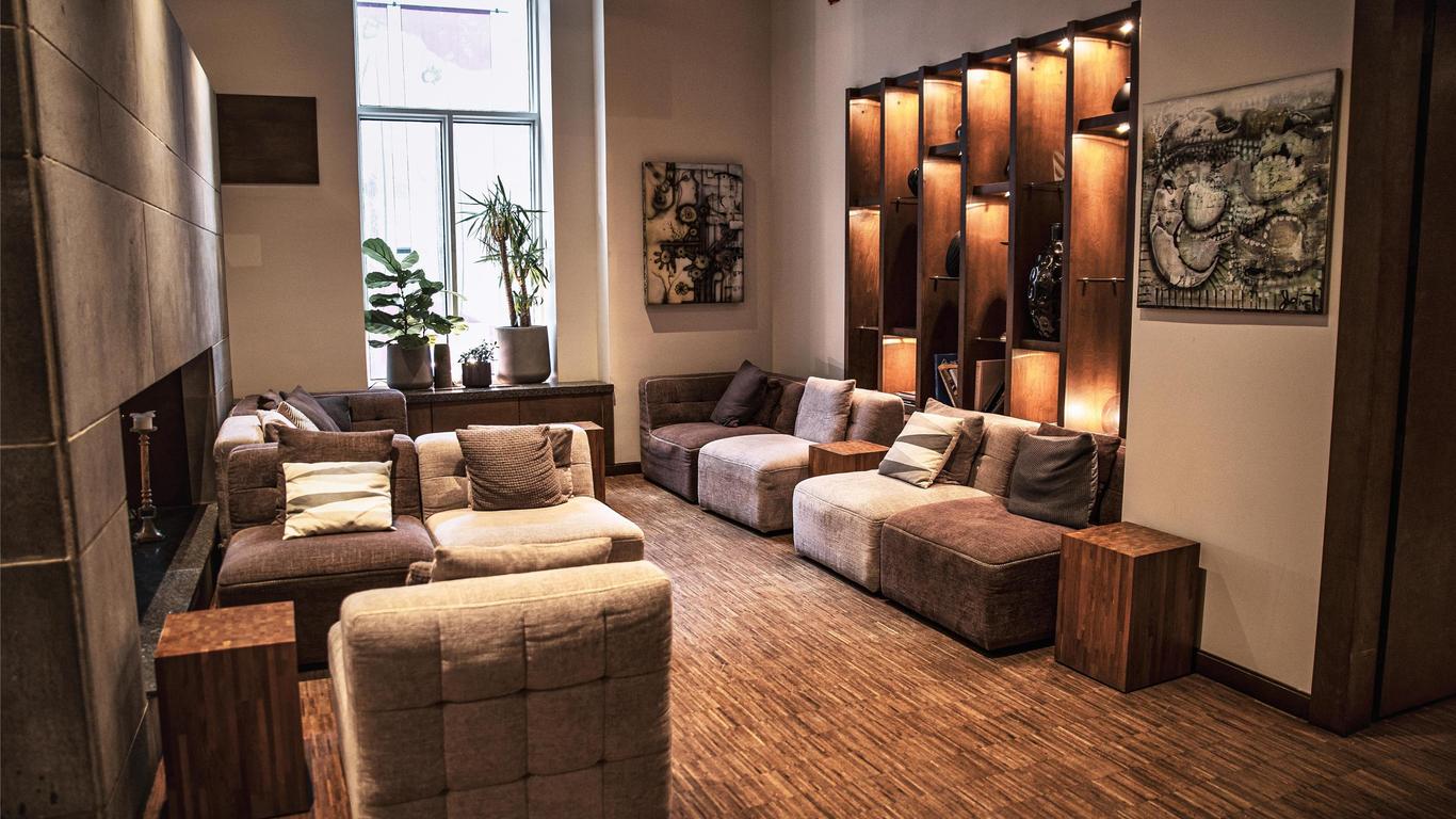 Hotel 71 by Preferred Hotels & Resorts