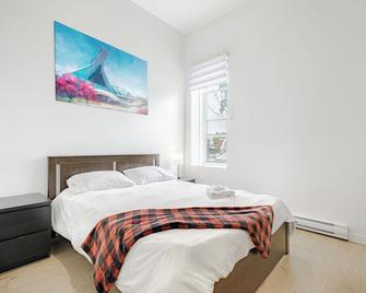 ️Tranquil Stay Olympic Stadium & Botanic Garden - Montreal - Bedroom