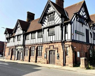 George And Dragon Place - Chester - Edificio
