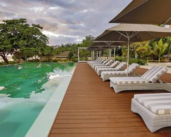 Amorita Resort - Panglao - Pool