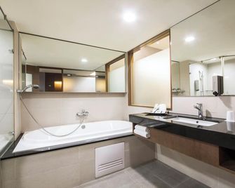 Vip Hotel - Taipei - Badrum