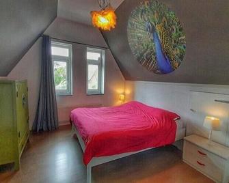 Family Holiday Home in Limmen near sea - Limmen - Habitación