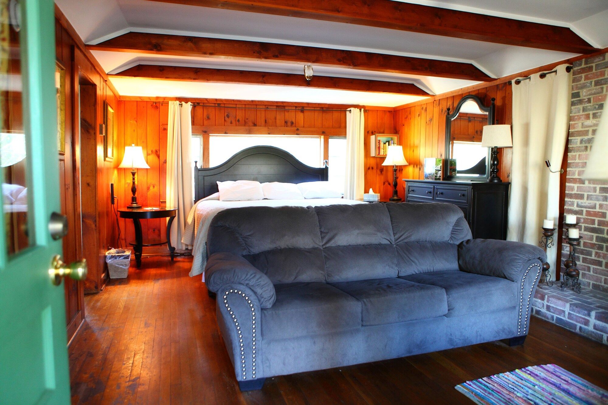 The Pines Cottages - Asheville - Salon