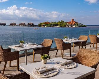 Sandals Royal Caribbean - Montego Bay - Ravintola