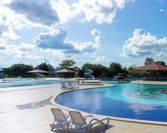 Hotel Canarius de Gravatá - Gravata - Basen