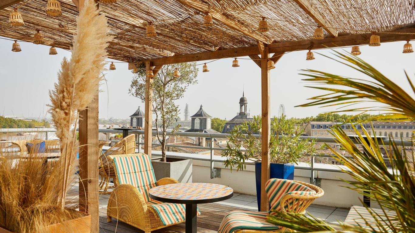 هوتل إنديجو بوردو سونتر تشارترون باي آيتش جي