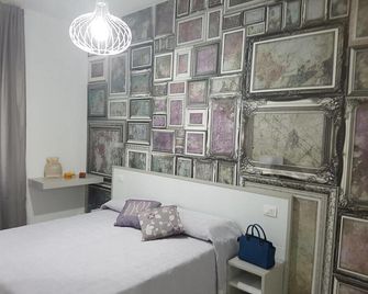 B&B Le due Costiere - Salerno - Phòng ngủ