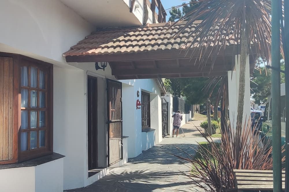 Hostal Las Grullas - Villa Gesell - Außenansicht