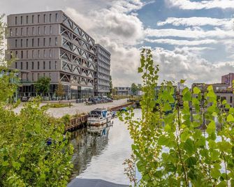 Bens The Highdocks - Amsterdam - Widok na zewnątrz