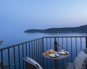 Sea Pearl Apartments by DuHomes - Dubrovnik - Balkong