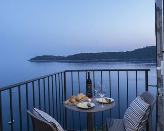 Sea Pearl Apartments by DuHomes - Dubrovnik - Balkong