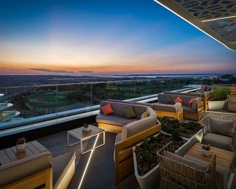 Ja Lake View Hotel, Dubai - Dubaï - Balcon