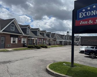 Economy Inn North Randall - North Randall - Budova
