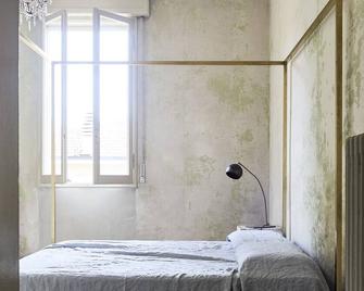 Room rentals Reggio Emilia | démodé studio - Reggio nell'Emilia - Camera da letto