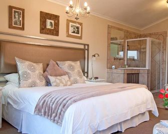 Overmeer Guest House - Knysna - Makuuhuone