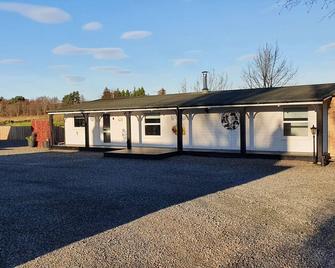 Spacious well equipped Chalet Bungalow close to Nairn, - Nairn - Building