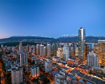 Hyatt Vancouver Downtown Alberni - Vancouver - Building