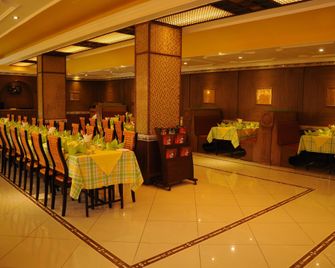 Femina Hotel - Tiruchirappalli - Restaurant