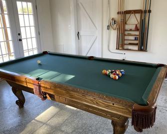 Barn Stay on Working Farm in VA Wine Country, 30 min from UVA - Scottsville