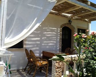 Spaceful Apartment With Veranda 'n Garden - Ammoudara - Patio