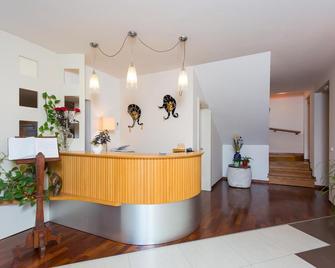 Bed and Breakfast Kolo Adults only - Novigrad - Front desk