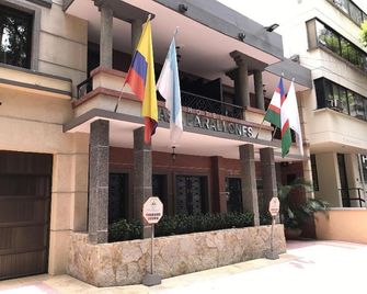 Hotel Casa Farallones - קאלי - בניין