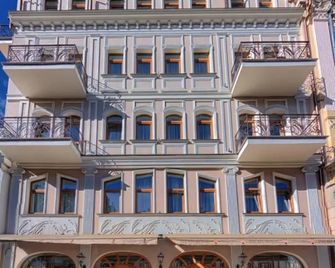 Boutique Hotel Palais Royal - אודסה - בניין