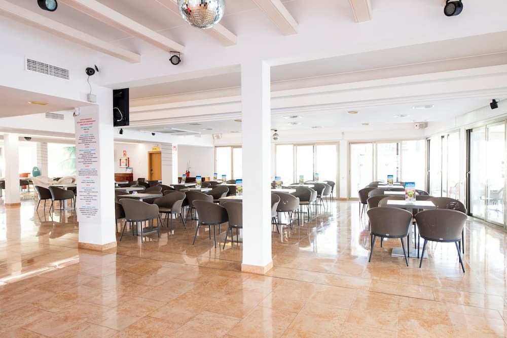 Hotel Biniamar - קאלה מיור - מסעדה