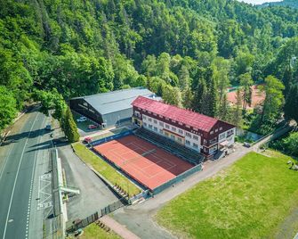 Sport Hotel Gejzirpark - Karlsbad
