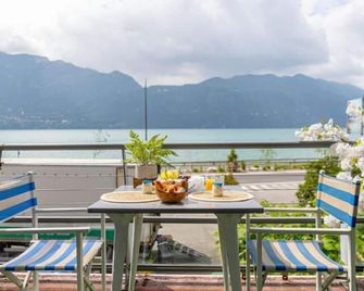 Hotel Du Poete - Aix-les-Bains - Balkon