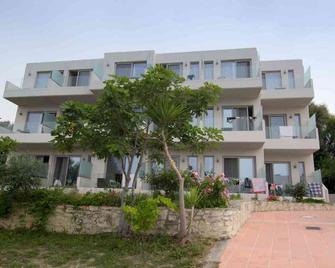 Resol Hotel - Bali - Gebäude