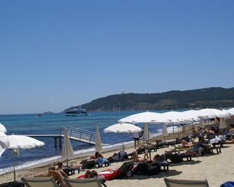 Holiday Home in Var near Beaches & Pool - Saint-Tropez - Strand