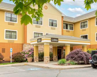 Extended Stay America Suites - Providence - West Warwick - West Warwick - Building