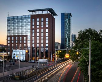 Hotel Freiburg City Center by Leonardo Hotels - Friburgo de Brisgovia - Edificio
