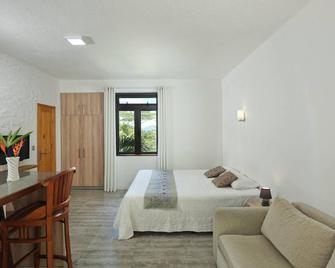 Homerez - Studio in Moka, terrace, view - Moka - Habitación