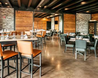 Cobblestone Hotel & Suites Appleton International Airport - Neenah - Restaurant
