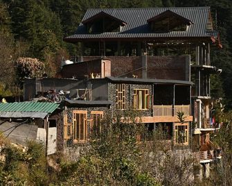 Khwabeeda Stays - Gushaini - Building