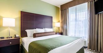 Cobblestone Hotel & Suites - Erie - Erie - Phòng ngủ