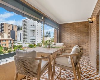 Rainbow Bay Beach Villa - Maybury 9 - Coolangatta - Balkon