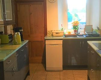 Heddfan, Llanboidy (Place of Peace) - Whitland - Cocina