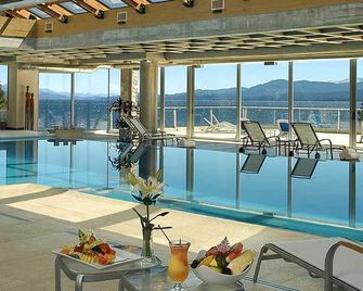 Cacique Inacayal Lake Hotel & Spa - סן קרלוס דה ברילוצ'ה - בריכה